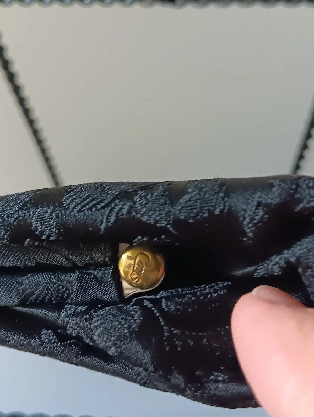 Vintage Textured Clutch Purse Floral Black Silver 9